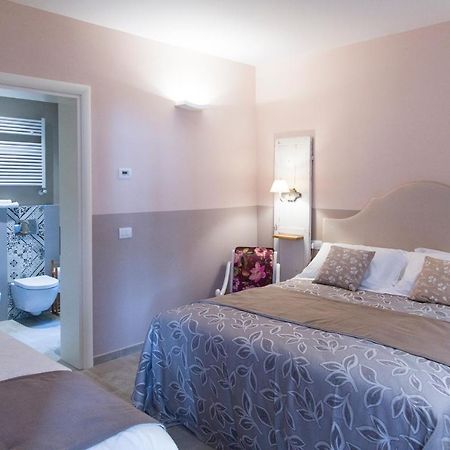 Il Battello Hotel Cesenatico Ngoại thất bức ảnh